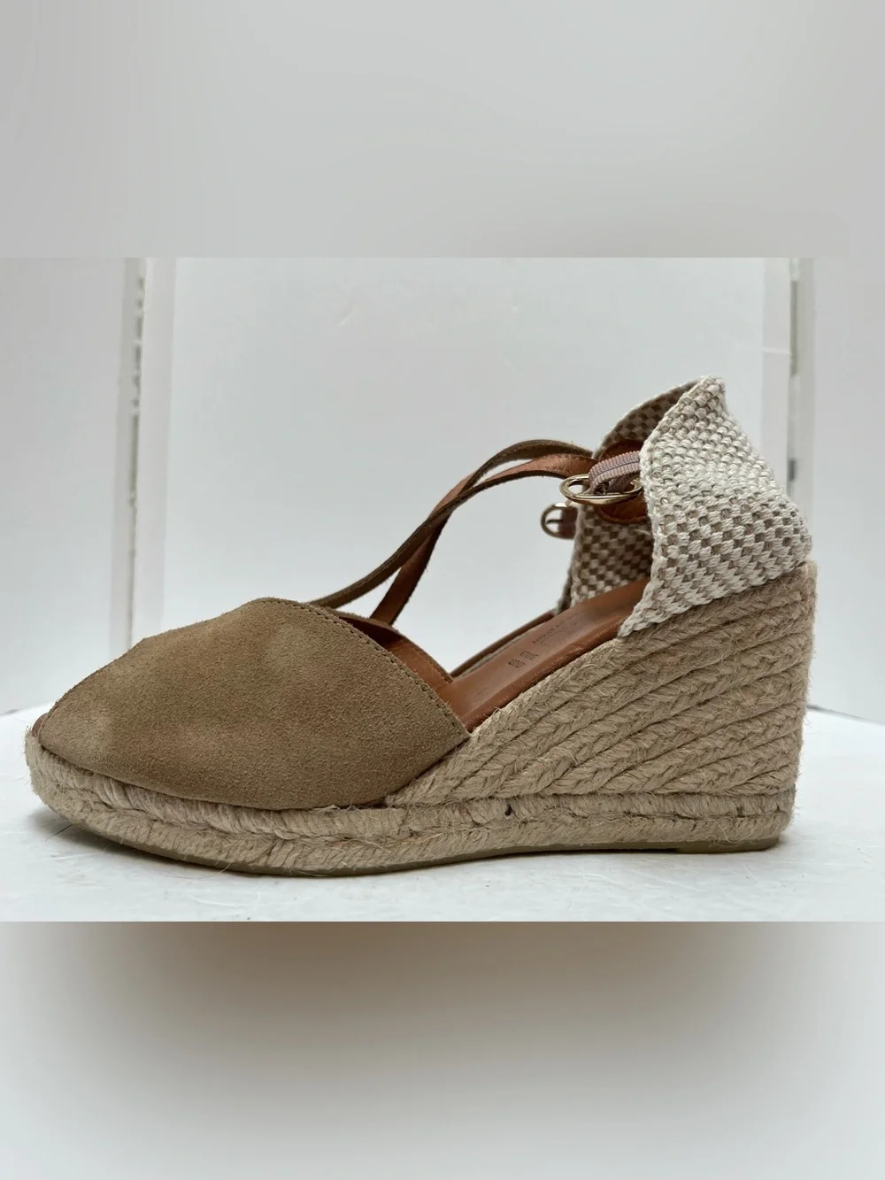Dalson Spain Taupe Suede Peep Toe Espadrille Wedge Sandals Size 38 US 8
